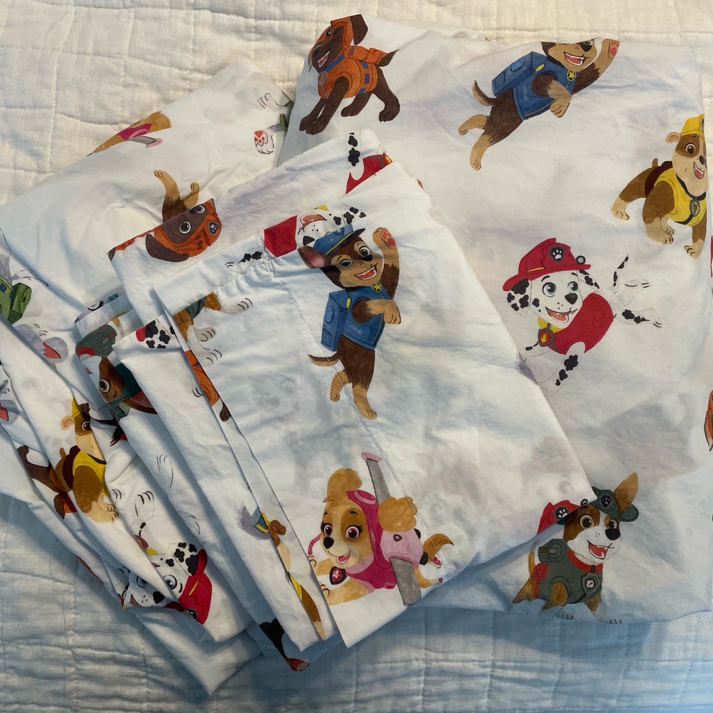 Pottery Barn Kids - Full size - Paw Patrol Sheet set.